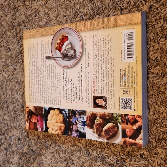 Miss Kay's Duck Commander Paperback Cookbook - Picture 2 of 9